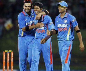 Fast bowler Ashok Dinda retired