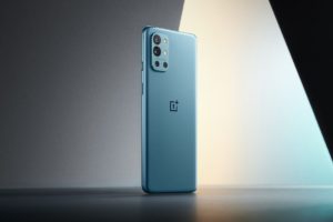 OnePlus 9R and OnePlus 9 Pro