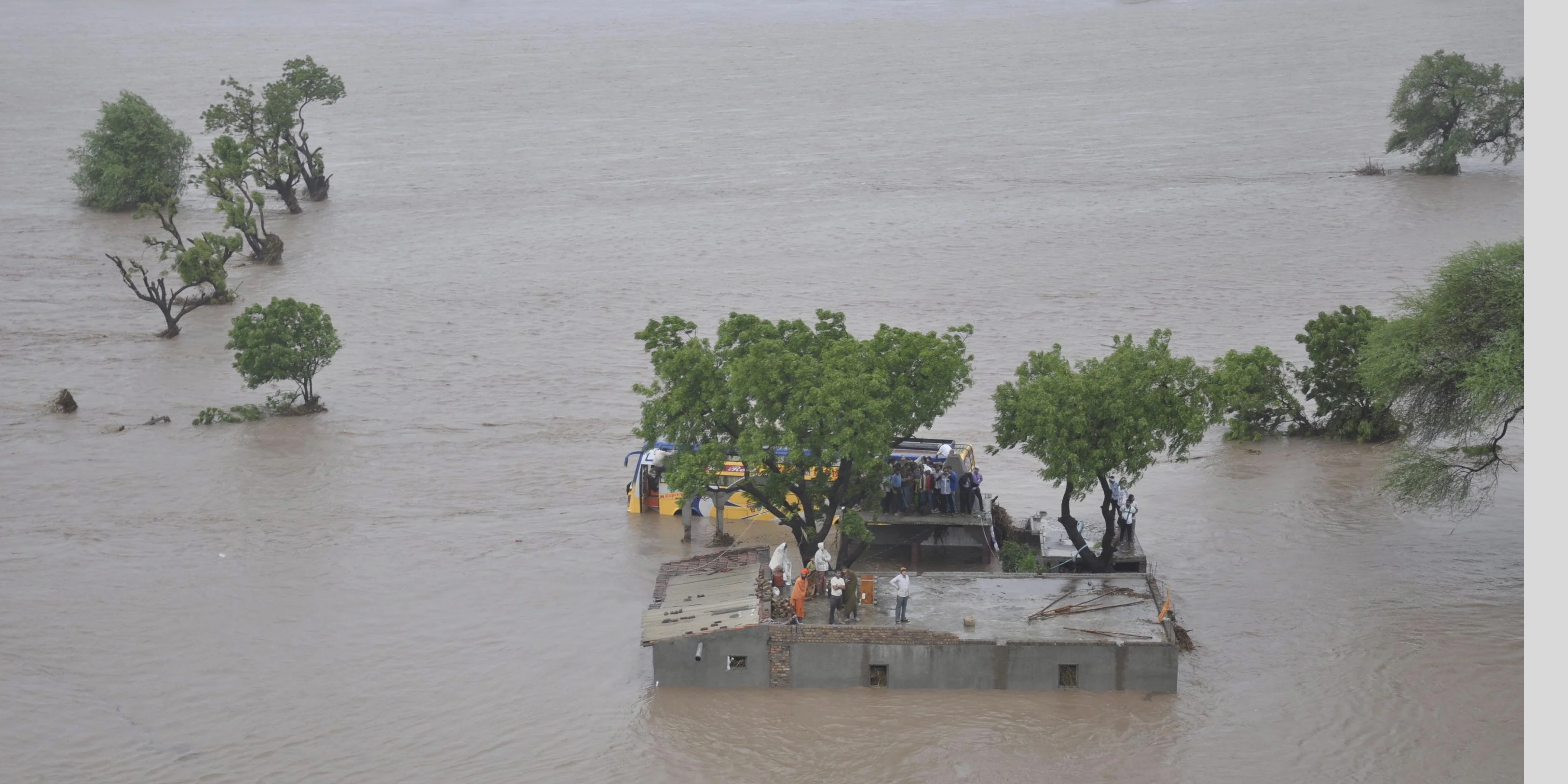 Heavy Rains In Gujarat-Maharashtra, Alert Issued in These States