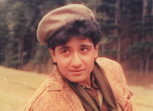 Early Life Of Vivek Mushran