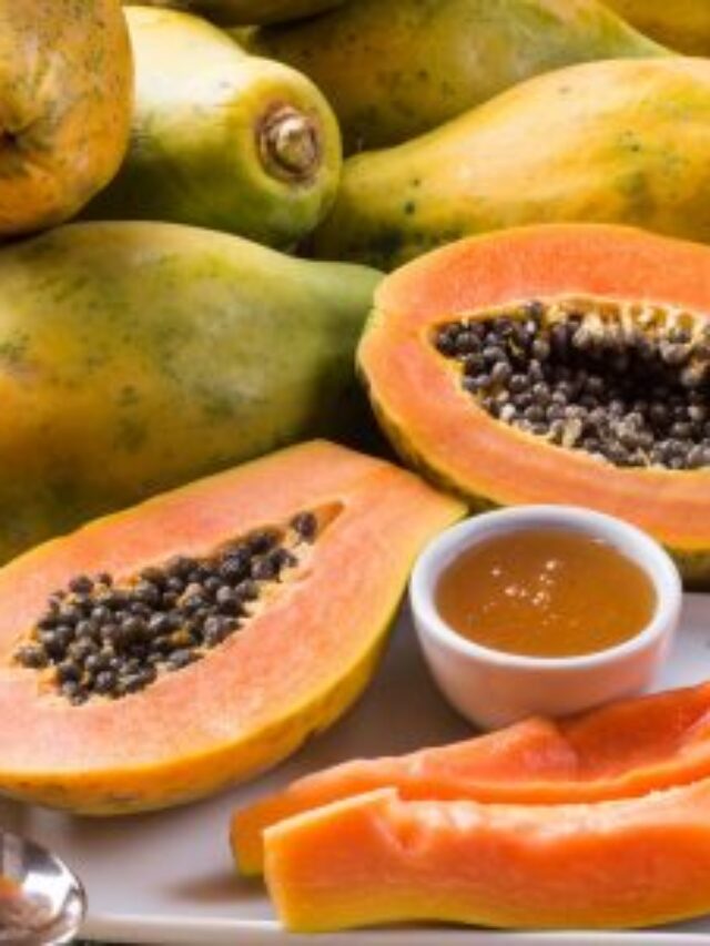 7-Papaya-Face-Packs-For-Glowing-Fair-And-Smooth-Skin-1-267x300